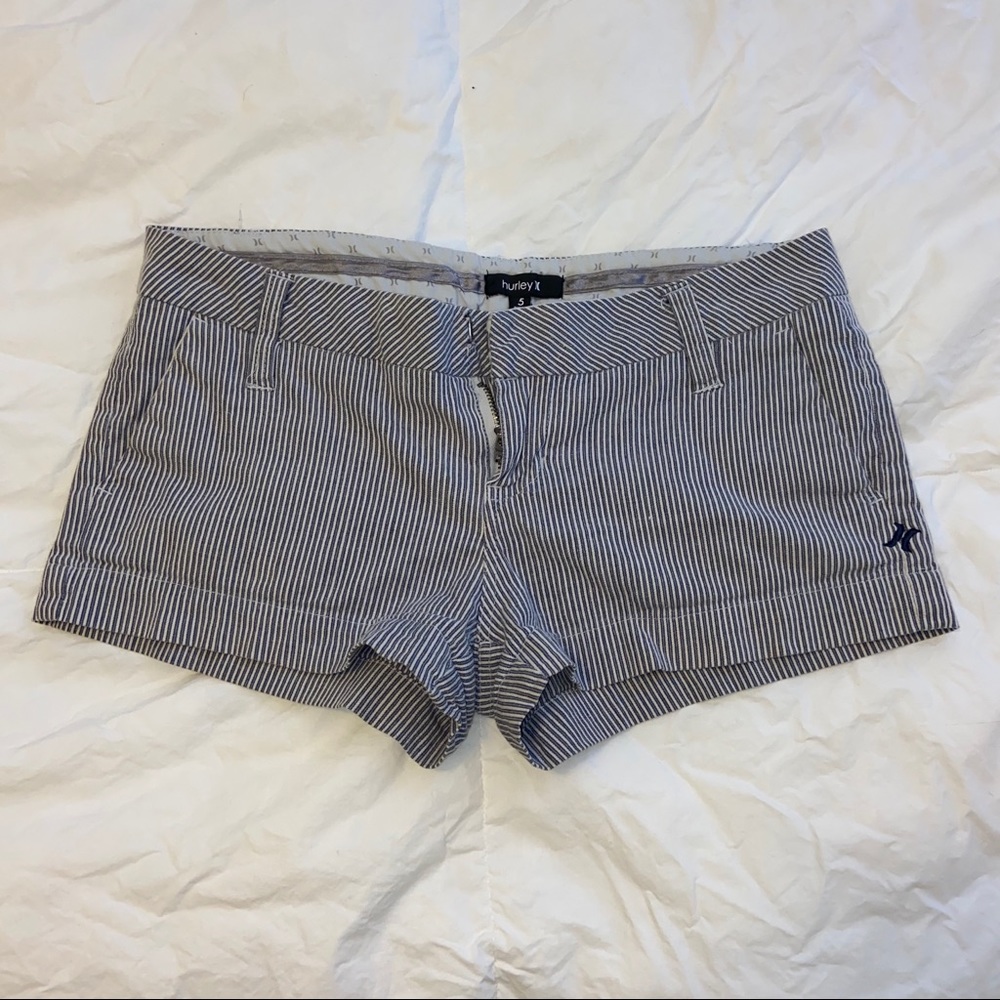 Hurley Shorts size 5. Hurley shorts